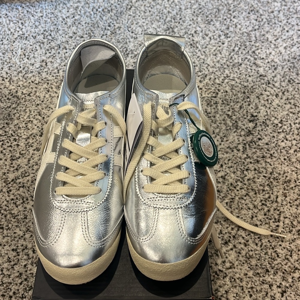 Onitsuka Tiger tennis shoes EUR 40
